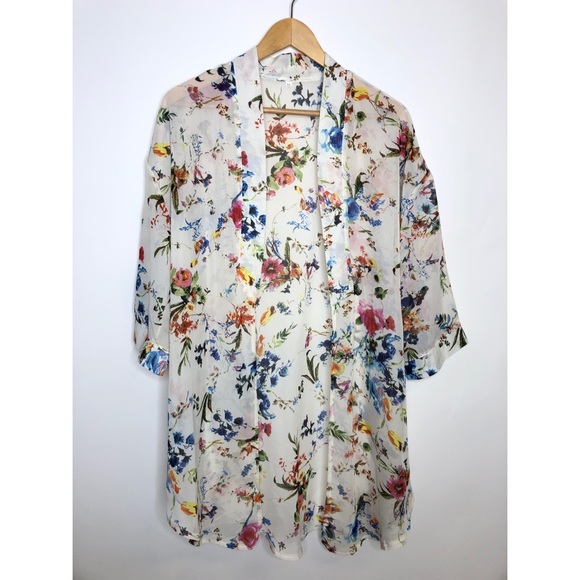 Floral Kimono- size XL - Picture 3 of 7